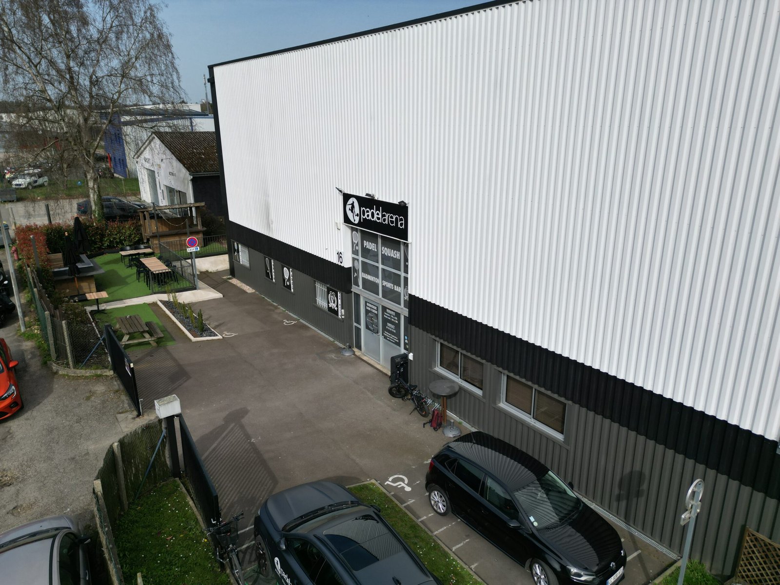 devanture padel arena